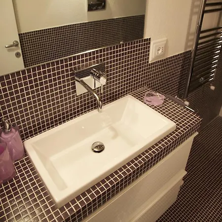 Apartment La Colombaia Nel Castello *