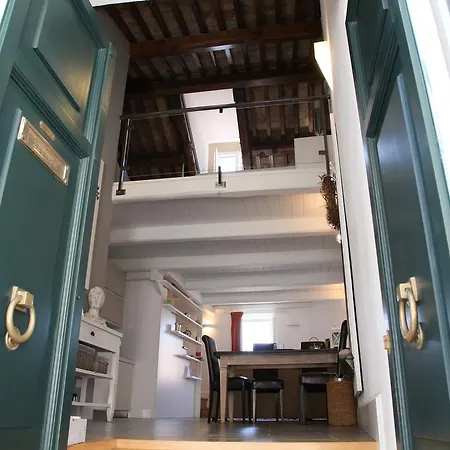 Apartment La Colombaia Nel Castello *