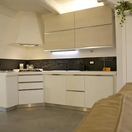 Apartment La Colombaia Nel Castello Bracciano (Rome)